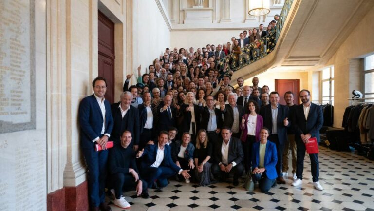 club landoy signature charte 50+ loréal emploi 2024